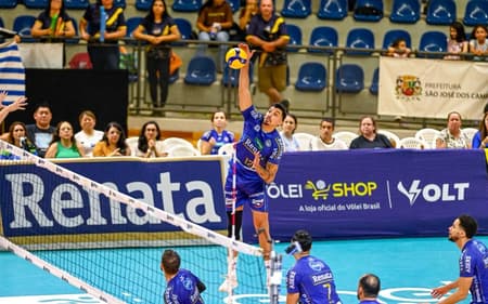 Campinas vence São José (Foto: Pedro Teixeira/Vôlei Renata)