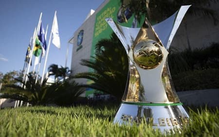 Troféu da Série A do Brasileirão (Foto: Lucas Figueiredo/ CBF)