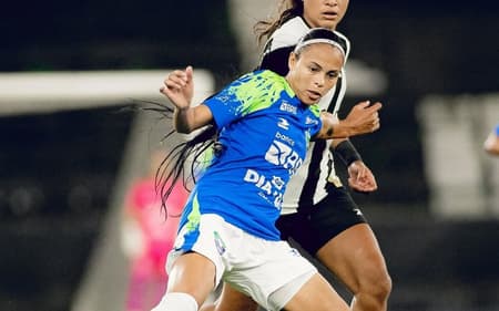 Suzana, lateral do Minas Brasília. (Foto: Acervo pessoal)