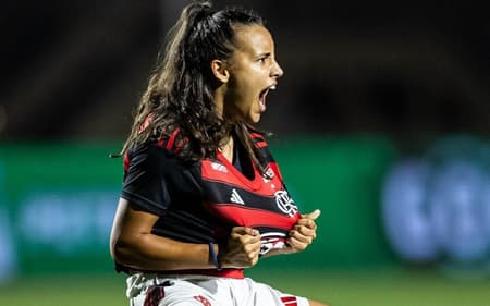 Anna Luiza marca um dos gols da vitória do Flamengo contra o Grêmio, na final da Copinha Feminina. (Foto: Diego Soares/Ag. Paulistão)