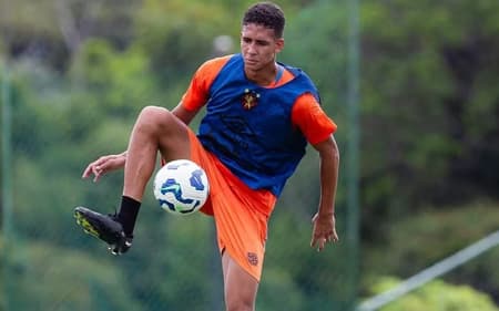 Riquelme Felipe é o novo reforço do Botafogo (Foto: Divulgação/Sport)