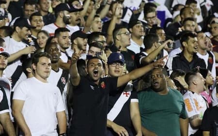 Goiás x Vasco - Torcida do Vasco no Serra Dourada