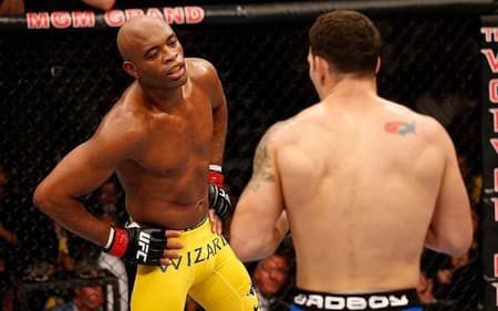 Anderson 'Spider' Silva e Chris Weidman (Foto: Divulgação/UFC)