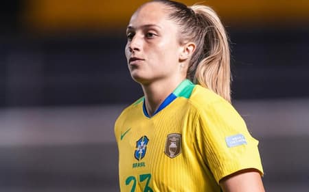 Isa Haas, zagueira da Seleção Brasileira feminina. (Foto: CBF/Divulgação)