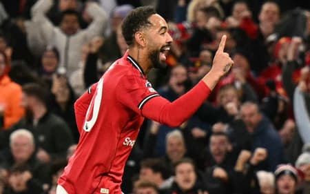 Matheus Cunha marcou um dos gols da vitória do Manchester United sobre o Brighton na Premier League (Foto: Oli SCARFF / AFP)