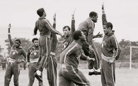 Seleção Brasileira durante fase de treinos para a Copa do Mundo de 1966