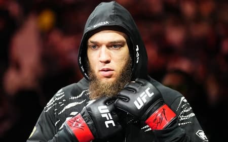 Valter Walker promete agitar ainda mais divisão dos pesados do UFC em 2026 (Foto: Reprodução/Instagram: @valterwalkerufc)