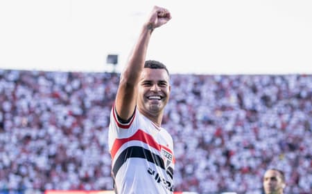 Alisson, do São Paulo, deve reforçar o Corinthians (Foto: Caio De Sousa/Pera Photo Press)