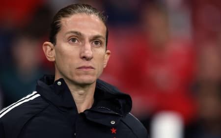 Filipe Luís definiu escalação para Flamengo x Fluminense (Foto: EDU ANDRADE/Fatopress/Gazeta Press)