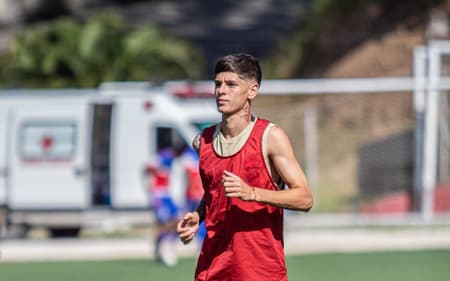 Alejandro Almaraz, promessa da base do Vitória que vai disputar o Baianão (Foto: Victor Ferreira / EC Vitória)