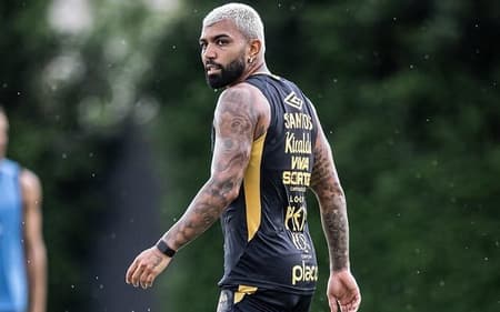 Gabriel Barbosa foi apresentado na última segunda-feira (5). (Foto: Raul Baretta/ Santos FC)