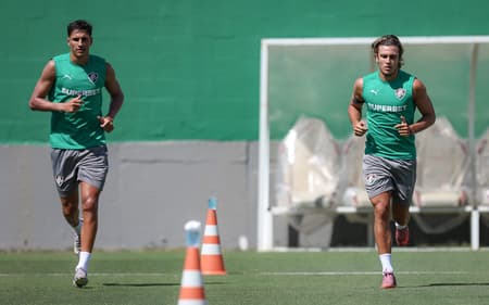 Bernal e Canobbio em treino do Fluminense (Foto: Marcelo Gonçalves / Fluminense FC)
