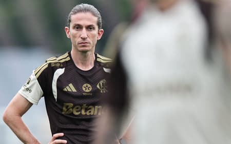 Filipe Luís durante treino do Flamengo (Foto: Gilvan de Souza/Flamengo)