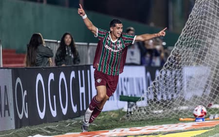 Serna comemora gol pelo Fluminense (Foto: Marina Garcia/ Fluminense FC)