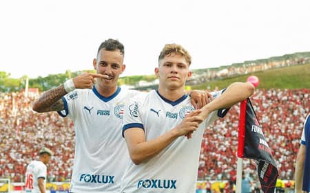 Dell comemora gol no Barradão (Foto: Letícia Martins / EC Bahia)