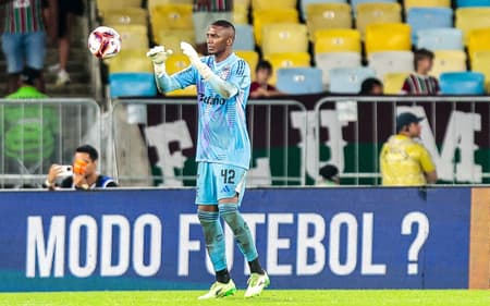 Andrew em sua estreia pelo Flamengo (Foto: Gilvan de Souza/Flamengo)