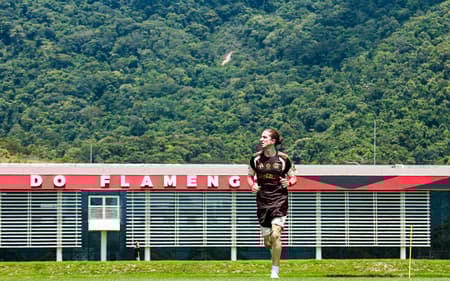 Filipe Luís durante treino do Flamengo (Foto: Divulgação/Flamengo)