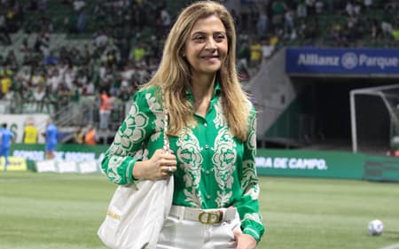 A presidenta Leila Pereira, durante partida entre Palmeiras e Fluminense,