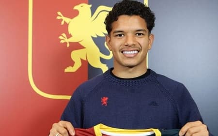 Alex Amorim é o novo jogador do Genoa (Foto: divulgação/Genoa)