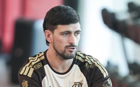 Arrascaeta na representação do Flamengo em 2026 (Foto: Gilvan de Souza/CRF)