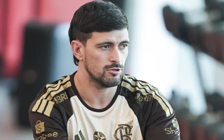 Arrascaeta na representação do Flamengo em 2026 (Foto: Gilvan de Souza/CRF)