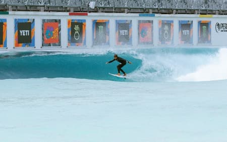 Surfista Arthur Avilar (Foto: TB Sports/ Bruno Zanin)
