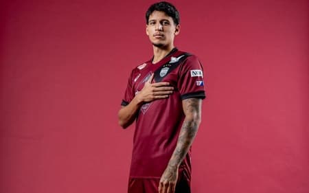 Caetano se prepara para início de nova temporada com o Vissel Kobe, do Japão