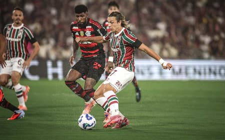 Flamengo e Fluminense em duelo pelo Brasileirão de 2025 (Foto: Thiego Mattos/Pera Photo Press/Gazeta Press)