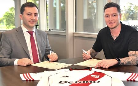 Aníbal Moreno assina com o River Plate