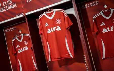 Camisa do Internacional com patrocínio da Alfa