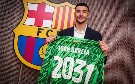 Joan García assinou com o Barcelona até 2031 (Foto: Reprodução/X)