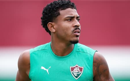 John Kennedy em treino na pré-temporada do Fluminense (Foto: Marcelo Gonçalves/FFC)