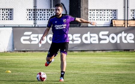 Júlio César é o novo zagueiro do Ceará (Foto: Gabriel Silva/Ceará SC)