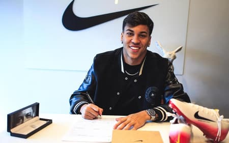 Kaio Jorge assinou seu primeiro contrato com a Nike em agosto de 2025