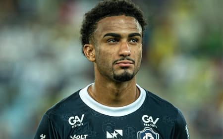 Kayky Almeida em campo pelo Remo (Foto: Reprodução)