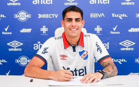 Lucas Villalba deve reforçar o Botafogo (Foto: Divulgação/Nacional-URU)