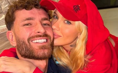 Léo Pereira e Karoline Lima