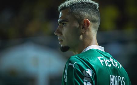 Andreas Pereira no duelo entre Mirassol x Palmeiras (Foto: Ze Rafael Photo/UAI Foto/Gazeta Press)