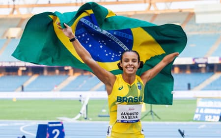Maria Clara Augusto faturou prata no Mundial de Atletismo Paralímpico (Foto: Alessandra Cabral / CPB)