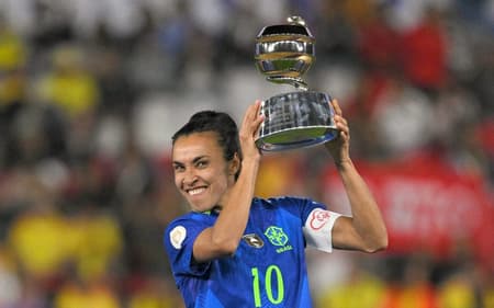 Marta concorre ao prêmio de melhor jogadora no Bola de Ouro