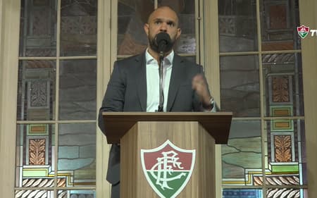 Mattheus Montenegro na reunião do Conselho Deliberativo do Fluminense (Foto: Reprodução)