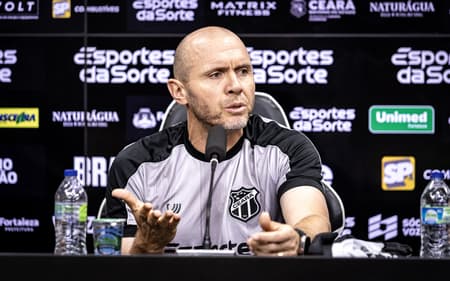 Mozart, técnico do Ceará (Foto: Gabriel Silva/Ceará SC)