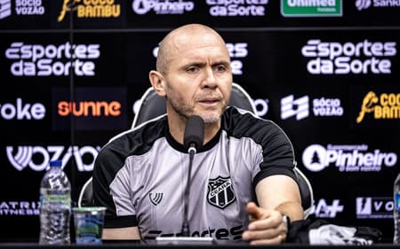 Mozart, técnico do Ceará (Foto: Gabriel Silva/Ceará SC)