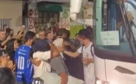 Ônibus do Águia de Marabá chega ao Pará após acidente com vítima. (Foto: Reprodução/ Internet)