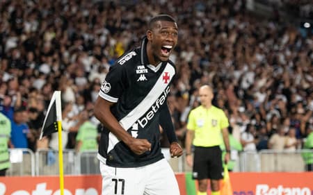 Rayan em Vasco x Fluminense - jogo de ida da semifinal da Copa do Brasil