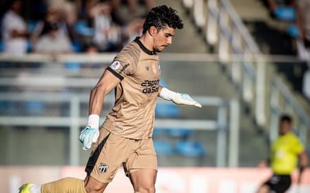 Richard, goleiro do Ceará (Foto: Samuel Andrade)