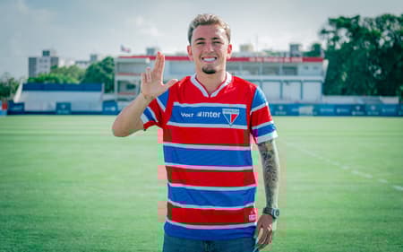 Ryan é o novo meio-campista do Fortaleza (Foto: Mateus Lotif/Fortaleza EC)