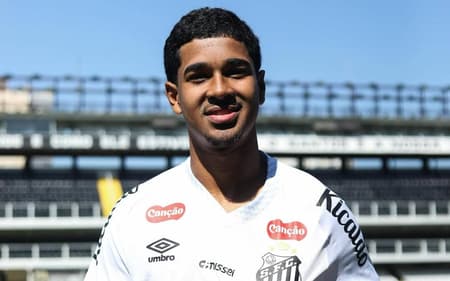 João Ananias foi um dos destaques do time Sub-20 do Santos na última temporada. (Foto: Reinaldo Campos/ Santos FC)