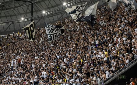 Torcida do Atlético em partida na Arena MRV (Foto: Pedro Souza / Atlético)
