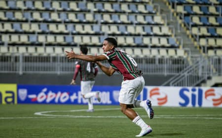 Vagno comemora seu gol pelo Fluminense na Copinha (Foto: Leonardo Brasl/FFC)